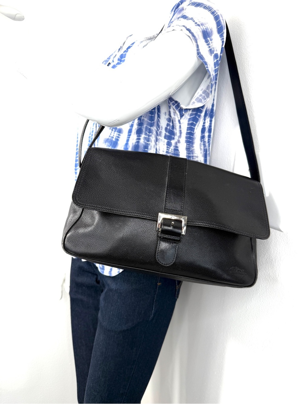 Longchamp Vintage Black Leather East West Medium Shoulder Bag Flap Buckle Rare - Picture 2 of 12